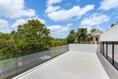 1351 Cocoanut Road, Boca Raton, FL 33432 - Photo 65