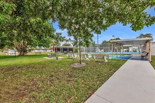 252 NW 53rd Ct, Deerfield Beach, FL 33064 - Photo 41