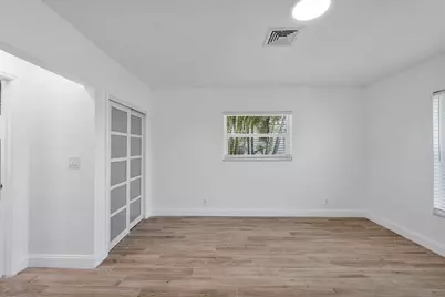 400 SW 9th Avenue, Boca Raton, FL 33486 - Photo 17