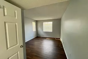 9615 NW 1st Ct, Pembroke Pines, FL 33024 - Photo 5