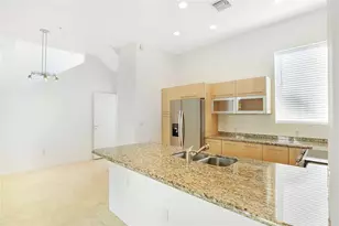 741 NE 4th Ave, Fort Lauderdale, FL 33304 - Photo 15