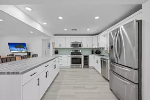 421 SW 18th St, Pompano Beach, FL 33060 - Photo 11