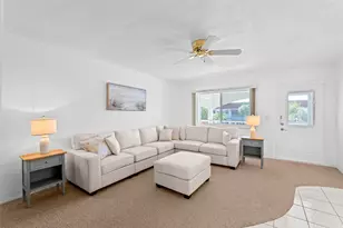 581 Blue Heron Dr, Hallandale Beach, FL 33009 - Photo 15