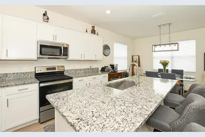 7472 NW Greenspring Street, Port Saint Lucie, FL 34987 - Photo 9