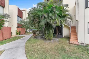 301 N Pine Island Rd, Plantation, FL 33324 - Photo 11