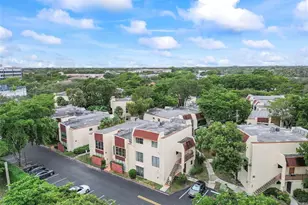 301 N Pine Island Rd, Plantation, FL 33324 - Photo 7