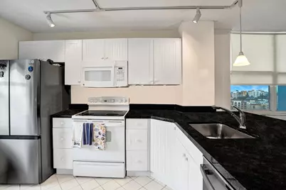 201 N Ocean Boulevard #1112, Pompano Beach, FL 33062 - Photo 15