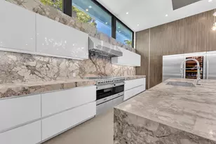 2401 NE 13th St, Fort Lauderdale, FL 33304 - Photo 19