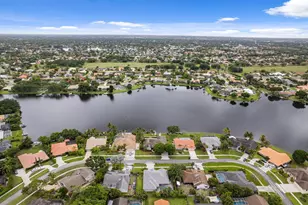 1931 Staimford Cir, Wellington, FL 33414 - Photo 41