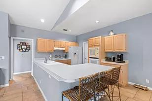 1931 Staimford Cir, Wellington, FL 33414 - Photo 13