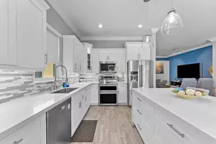7653 NW 70th Ave, Parkland, FL 33067 - Photo 13