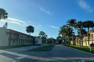 6054 Forest Hill Blvd, West Palm Beach, FL 33415 - Photo 15