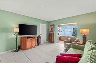 1118 Lake Terrace, Boynton Beach, FL 33426 - Photo 11