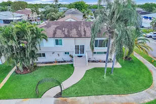 7908 NW 40th St, Davie, FL 33024 - Photo 13