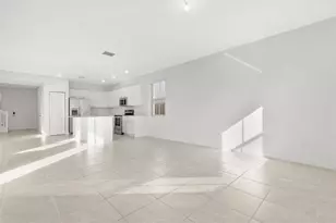 2441 NW 131st Cir, Miami, FL 33167 - Photo 11