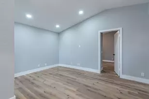 1579 Springside Dr, Weston, FL 33326 - Photo 11