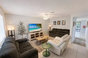 9262 Green Meadows Way, Palm Beach Gardens, FL 33418 - Photo 1