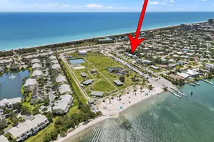 1819 Melaleuca Dr, Fort Pierce, FL 34949 - Photo 13