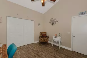 1091 NW 162nd Ave, Pembroke Pines, FL 33028 - Photo 23