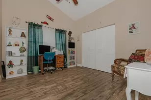 1091 NW 162nd Ave, Pembroke Pines, FL 33028 - Photo 21