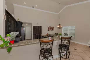 1091 NW 162nd Ave, Pembroke Pines, FL 33028 - Photo 11
