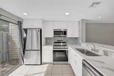 55 SW 3rd Street, Pompano Beach, FL 33060 - Photo 7