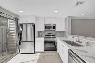 55 SW 3rd St, Pompano Beach, FL 33060 - Photo 7