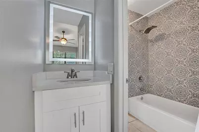 55 SW 3rd Street, Pompano Beach, FL 33060 - Photo 23