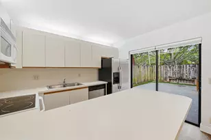 9972 NW 6th Ct, Plantation, FL 33324 - Photo 15