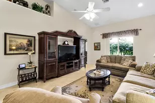 6500 Oxford Cir, Vero Beach, FL 32966 - Photo 7