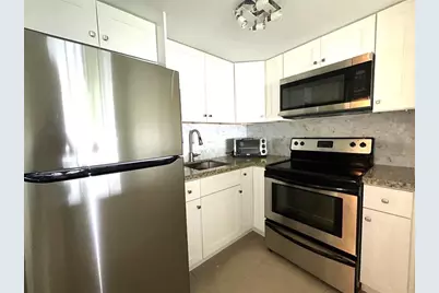 251 SE 6th Avenue #4, Pompano Beach, FL 33060 - Photo 3