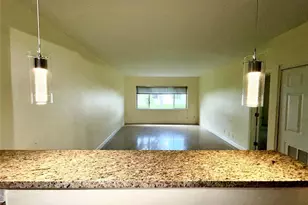 251 SE 6th Ave, Pompano Beach, FL 33060 - Photo 11