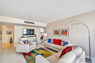 100 Golden Isles Dr, Hallandale Beach, FL 33009 - Photo 13