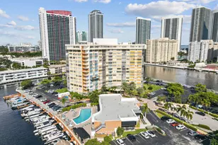 100 Golden Isles Dr, Hallandale Beach, FL 33009 - Photo 23