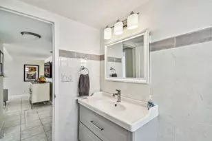 100 Golden Isles Dr, Hallandale Beach, FL 33009 - Photo 19