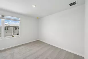 608 Salisbury Cir, Fort Pierce, FL 34982 - Photo 25