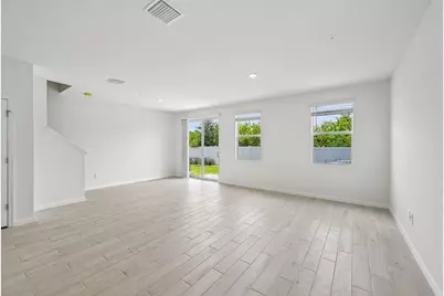 608 Salisbury Circle, Fort Pierce, FL 34982 - Photo 7