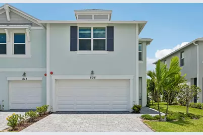 608 Salisbury Circle, Fort Pierce, FL 34982 - Photo 1