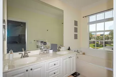 154 Santa Barbara Way, Palm Beach Gardens, FL 33410 - Photo 27