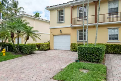 154 Santa Barbara Way, Palm Beach Gardens, FL 33410 - Photo 3