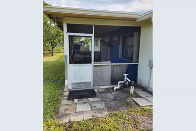 2330 NW 47th Avenue, Lauderhill, FL 33313 - Photo 23