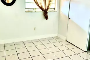 4050 NW 135th St, Opa Locka, FL 33054 - Photo 11