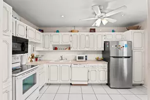 5775 W Fernley Dr Dr W, West Palm Beach, FL 33415 - Photo 9
