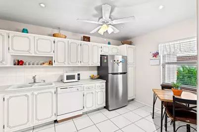 5775 W Fernley Dr Drive W #134, West Palm Beach, FL 33415 - Photo 11