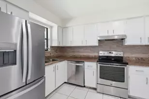 4901 Pier Dr, Greenacres, FL 33463 - Photo 5