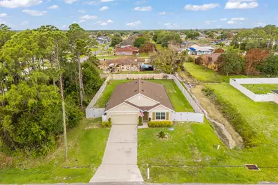 502 NW Kingston Street, Port Saint Lucie, FL 34983 - Photo 3