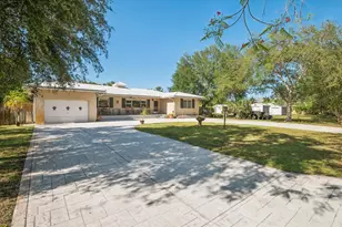 4011 SW 2nd St, Plantation, FL 33317 - Photo 25