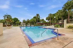 8111 Northboro Ct, Lake Clarke Shores, FL 33406 - Photo 29
