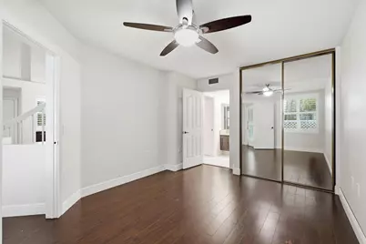 8111 Northboro Court #11d, Lake Clarke Shores, FL 33406 - Photo 11