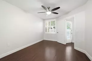 8111 Northboro Ct, Lake Clarke Shores, FL 33406 - Photo 9